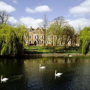 Hotel Arundel House